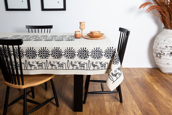 Load image into Gallery viewer, Stone Printed Table Cloth Hittite Rectangle
