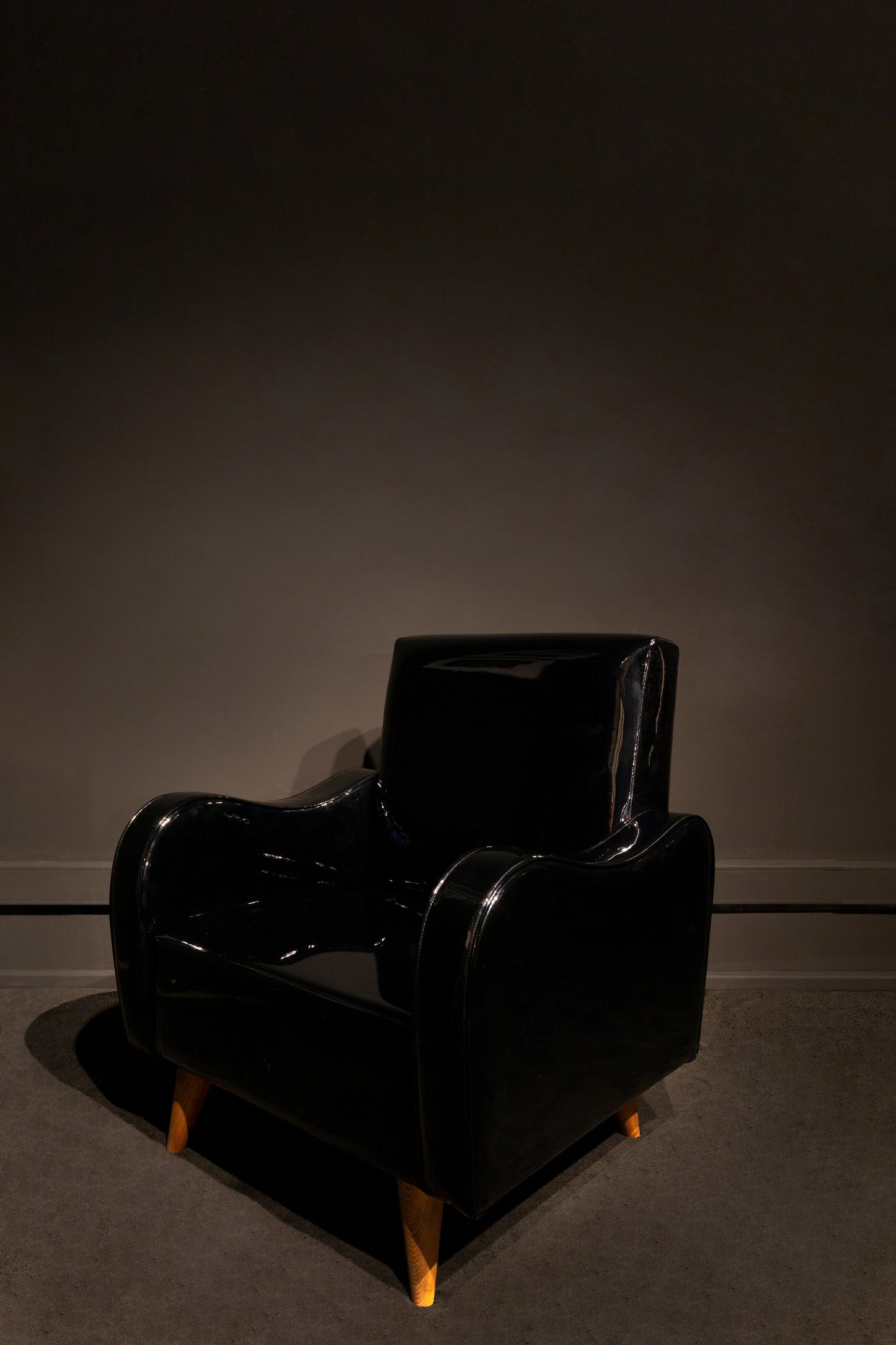 Load image into Gallery viewer, Patent Leather Armchair Black
