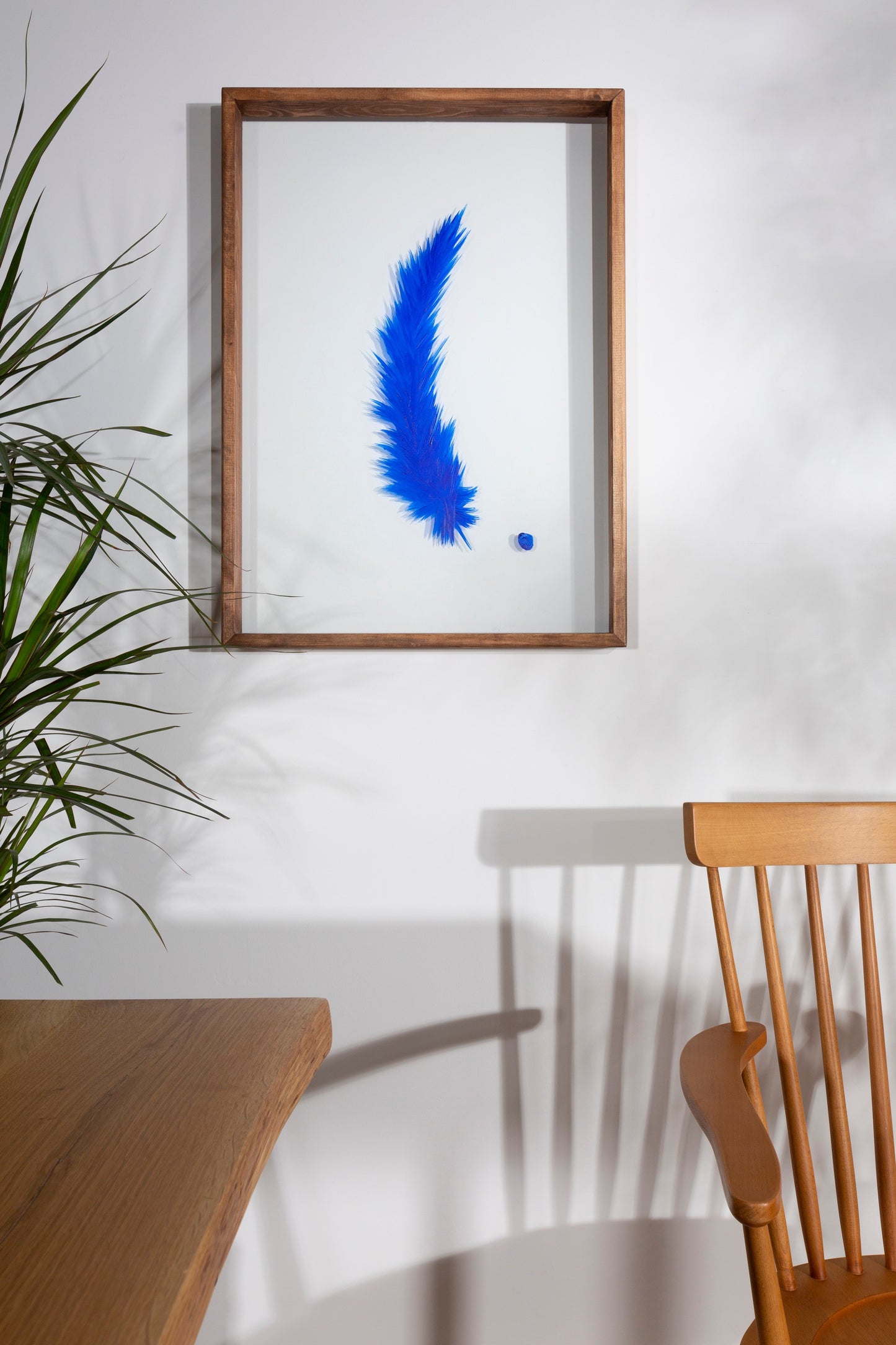 Load image into Gallery viewer, Feather Painting Blue

